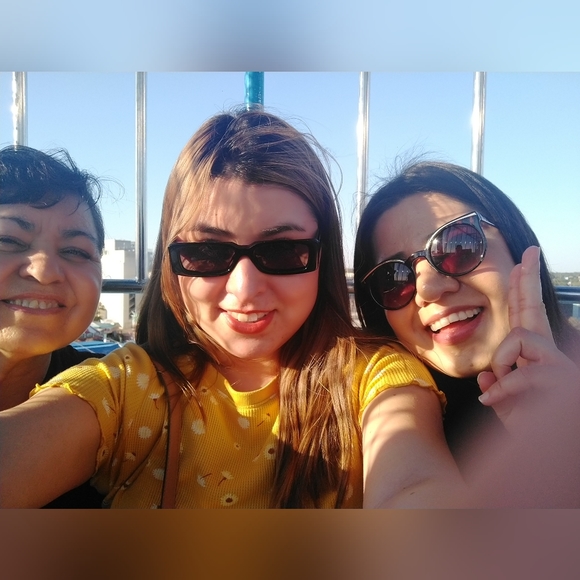 Hi Welcome /// Hola - Picture 12 of 16